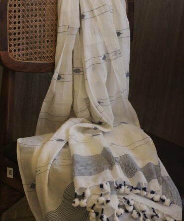 White Handwoven Jamdani Dupatta