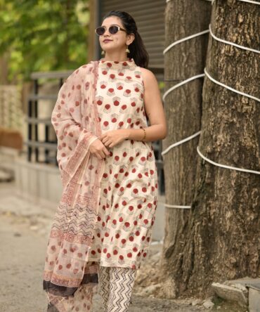 Rang: Handblock Bagru Print: Off White